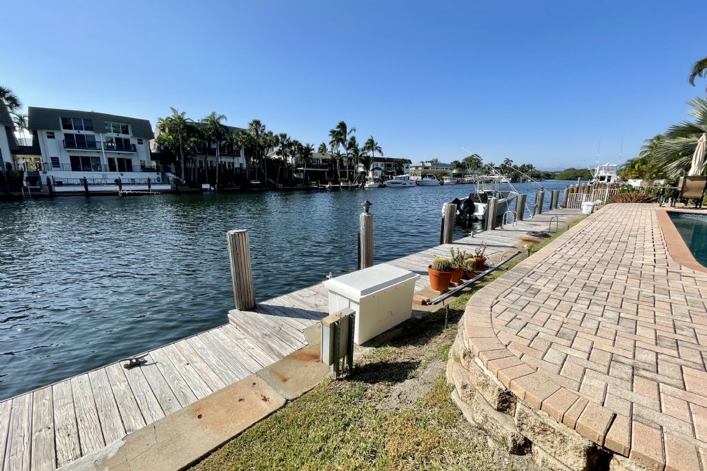 Home: Dock