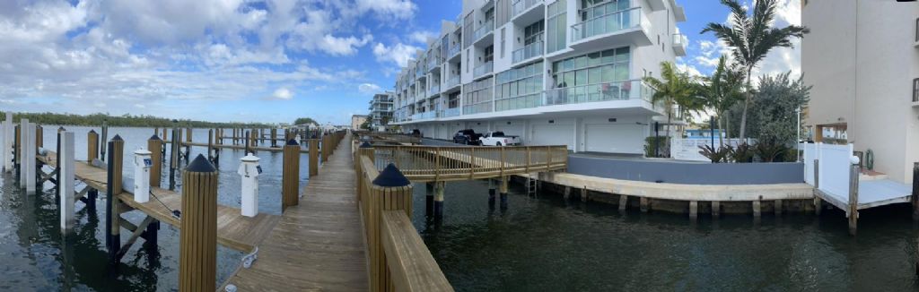 Marina: Dock