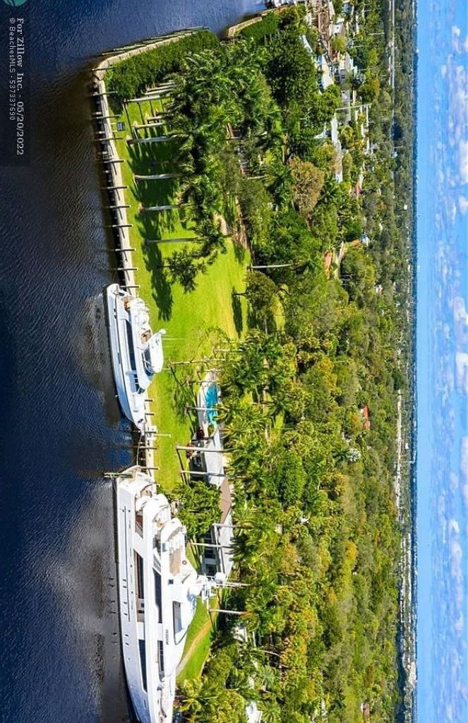 Boat Dock For Rent in Ft. Lauderdale, Florida at Shady Banks Estate