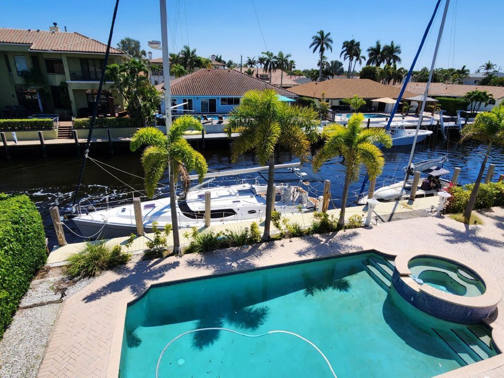 Home: Dock