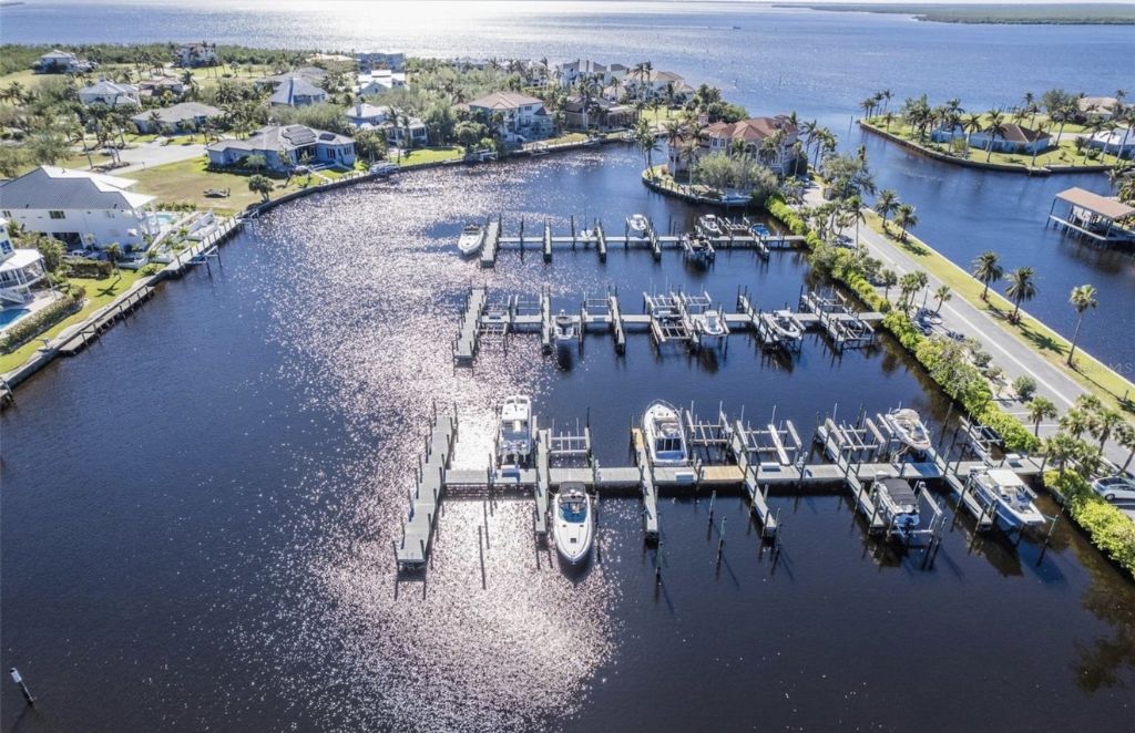 Home: Dock