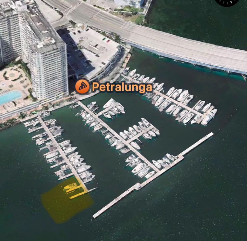 Marina: Dock