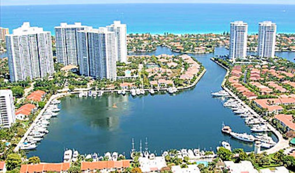 Marina: Dock